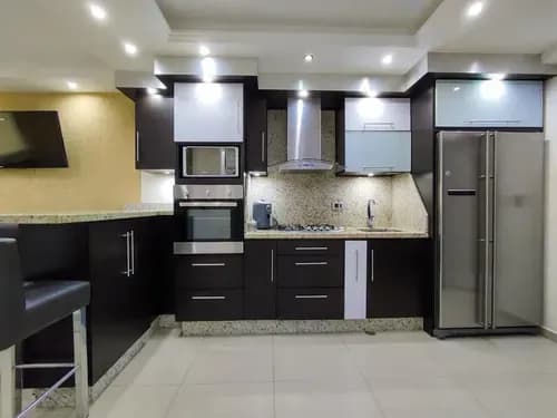 (lc) Se Alquila Apartamento En La Mejor Ubicación De Mañongo