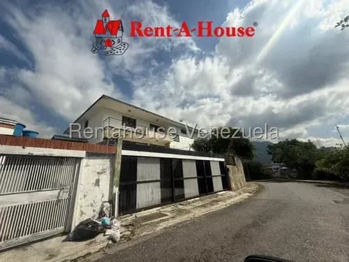 Casa En Venta En El Marqués 26-14022