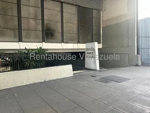 Apartamento Para Remodelar En Venta Chacao Frente A La Estacion Del Metro, Av Francisco De Miranda