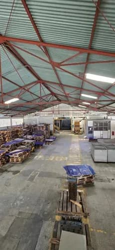 C-8050. Alexora Vende Excelente Galpón Ubicad En La Zona Industrial La Quizanda 1.500 M2. (3 Oficinas, 4 Baños)