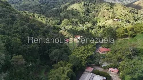 Terreno En Venta En El Hatillo