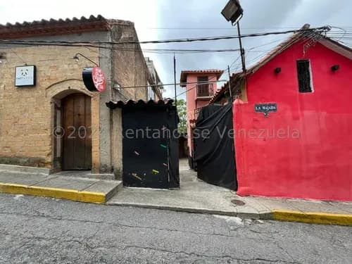 Increíble Local Comercial En Alquiler En El Centro Del Pueblo De El Hatillo 25-1522