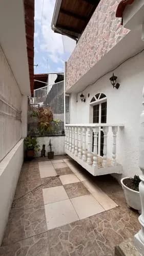 Casa Y Apartamento En Venta - Urbanización Villa Palermo - Santa Teresa