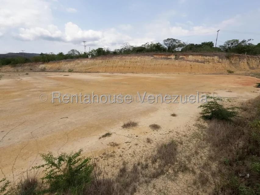 Terreno (Industrial) en Venta en Municipio Peña, Yaracuy