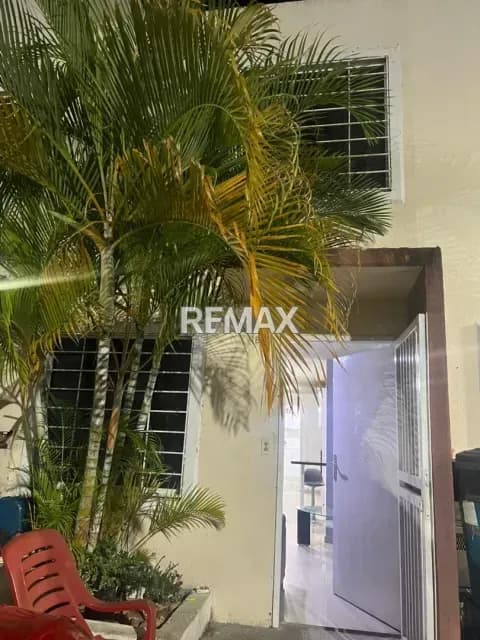 TOWNHOUSE EN VENTA LA ENSENADA YARITAGUA-YARACUY DE LA ENSENADA II YARITAGUA-YARACUY