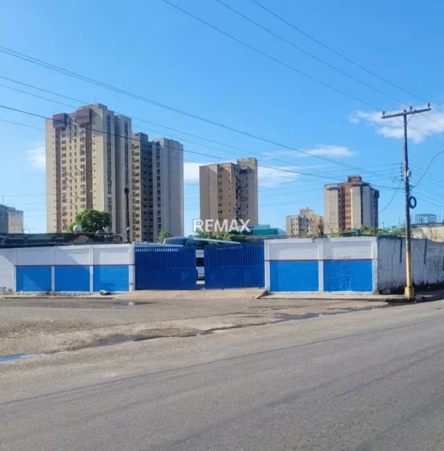 TERRENO DE ESQUINA EN VENTA PUERTO LA CRUZ