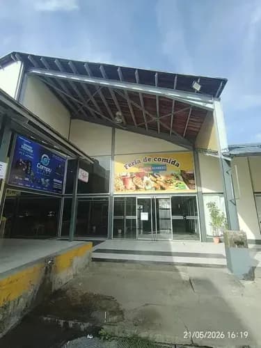 Local Tipo Pecera Cc Metro Market,carmen N