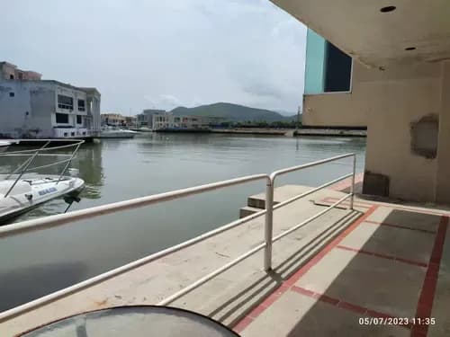 Solo Clientes / Venta Casa Bote (completo Turístico El Morro, Lechería)
