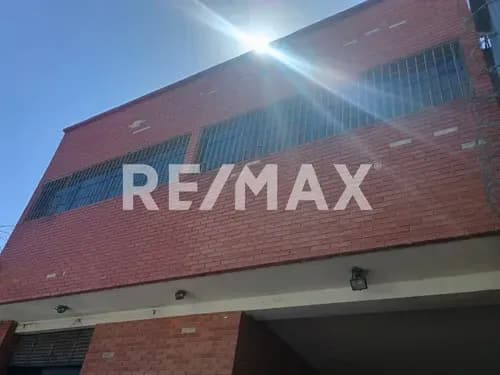 Se Vende Edificio Industrial En Boleita Sur