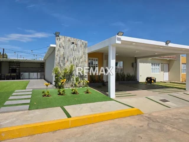 CASA EN VENTA VILLA ANAUCO SAN FRANCISCO