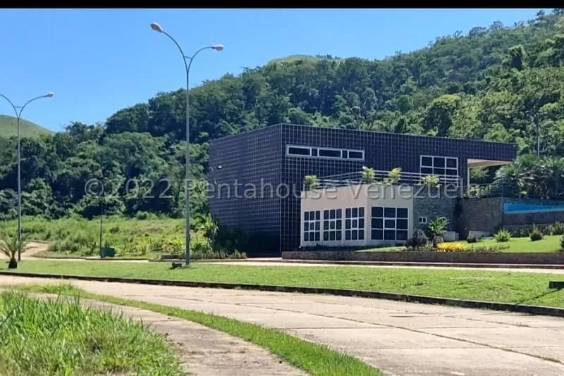 Terreno (Residencial) en Venta en Guataparo, Carabobo
