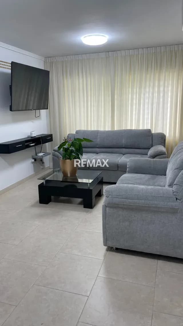 APARTAMENTO EN ALQUILER EL PARAISO