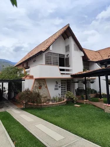 Lujosa Casa Ubicada En El Sector Zumba Mérida Venezuela