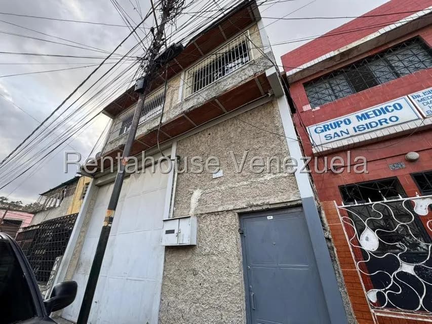 Comercial (Galpon - Deposito) en Venta en Catia, Distrito Metropolitano