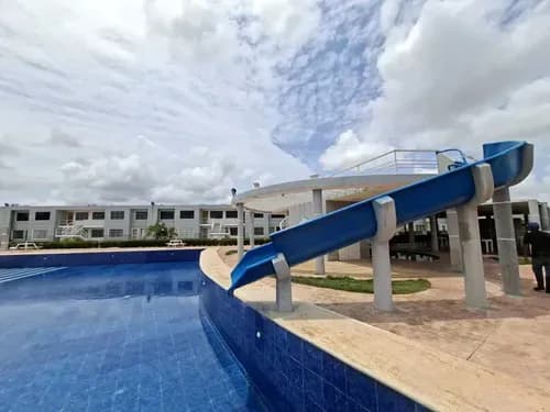 Apartamento En Venta En Ciudad Flamingo Chichiriviche Totalmente Nuevo Y Equipado Con Area De Piscinas, Jacuzzi, Parrillera 26-18124 Abr28 Orieta Rojas