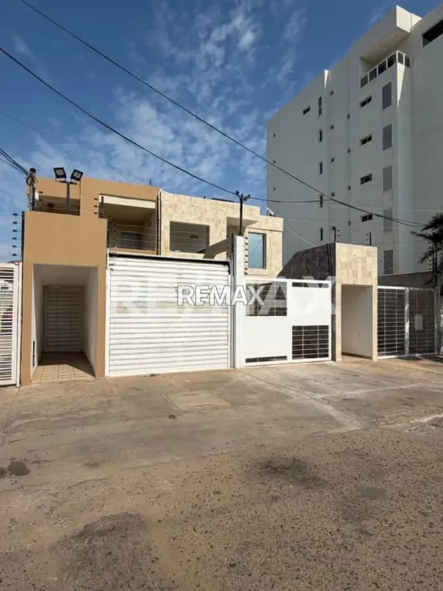 APARTAMENTO EN VENTA URB LA COROMOTO