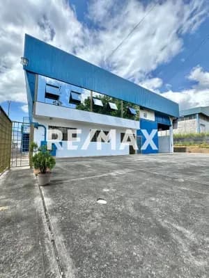 EN VENTA Galpón ubicado en la ZONA INDUSTRIAL DE PARAMILLO parte alta de la ciudad de san Cristóbal estado Táchira.