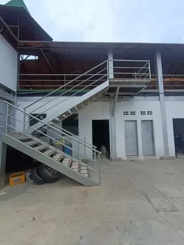 Alquiler De Local Comercial En El Paraíso, Municipio Libertador