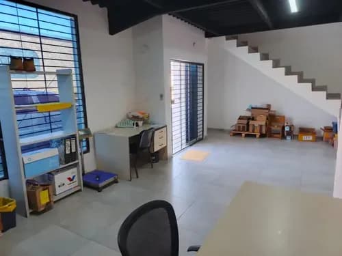 Veracasa Inmobiliaria Vende Galpón En C.c Venecia San Diego Rp-1