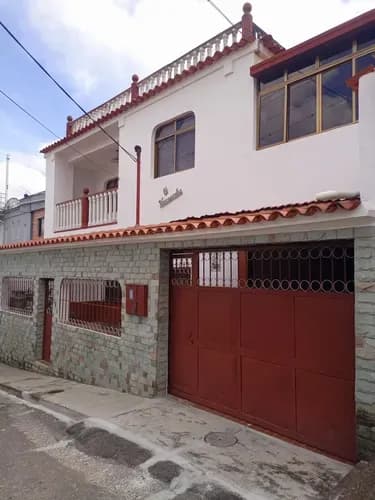 Best House Vende Bella Quinta En Urbanización El Trigo En Los Teques