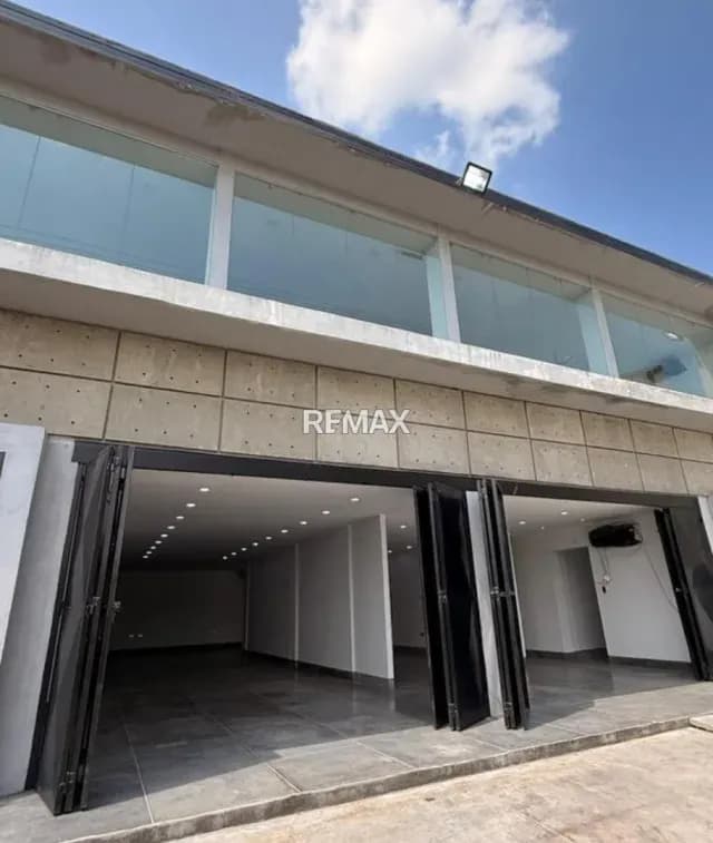 Edificio Comercial en Venta Carrera 25 con Avenida Moran Zona Este - Barquisimeto