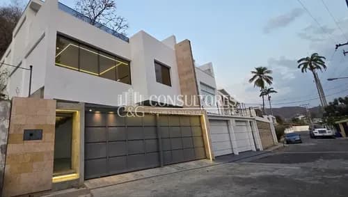 Se Vende Casa Tipo Th En Cantarrana. Semi Terminado. Maracay Edo Aragua