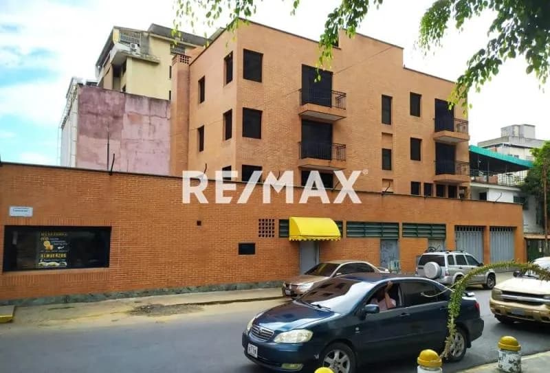 ALQUILER DE LOCAL COMERCIAL Nro. 2.1 EN LOS DOS CAMINOS