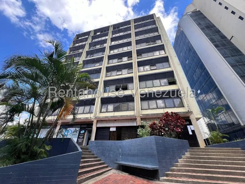 Comercial (Local Comercial) en Alquiler en La Urbina, Distrito Metropolitano