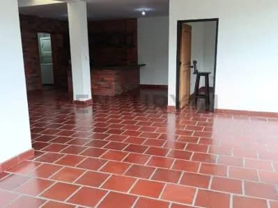 Apartamento en alquiler Tariba