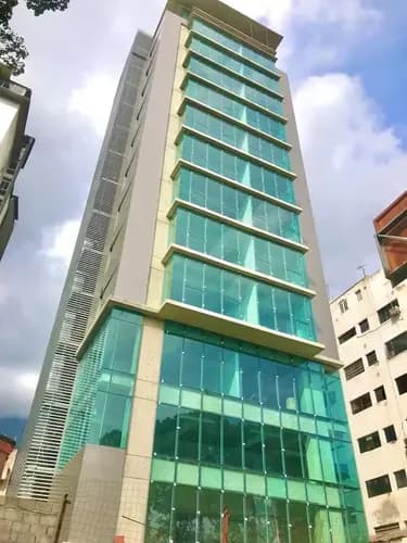 Se Vende Edificio T 700m² / C 1.670,62 M² Santa Eduvigis