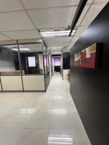Yuraima Segura Alquila Oficina En El Viñedo Torre H Al Lado Del Multicentro Valencia Estado Carabobo