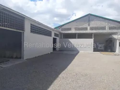 Héctor Malavé Trae Excelente Galpón En Venta En Zona Industrial 1 Barquisimeto, Cód. 25-24655, Amplias Oficinas Con Baño, Buena Iluminación, Zona De Descarga.
