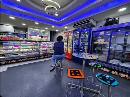 Se Vende Fondo De Comercio 479 M2 3b/5pe Colinas De Bello Monte