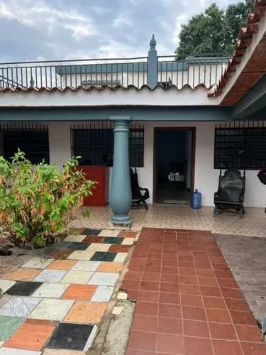 (le) Casa Para Uso Residencial Y Comercial Naguanagua