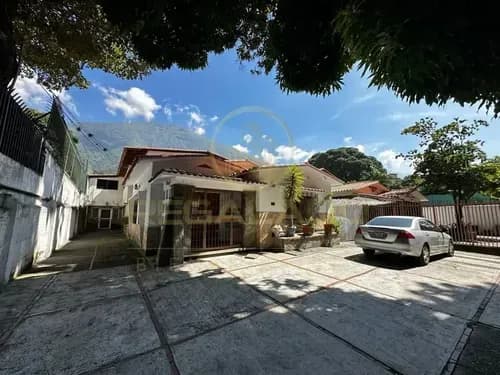 Ecv-1307 Casas Los Palos Grandes Caracas