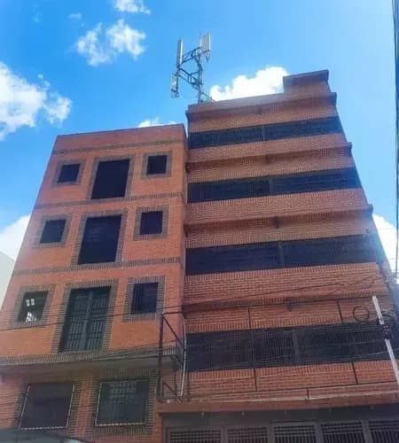 Pgm Bienes Raíces Vende Edificio Comercial / Industrial / Deposito
