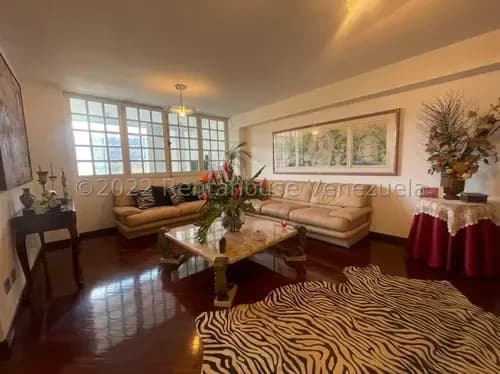 Apartamento En Venta. Macaracuay # 26-13095