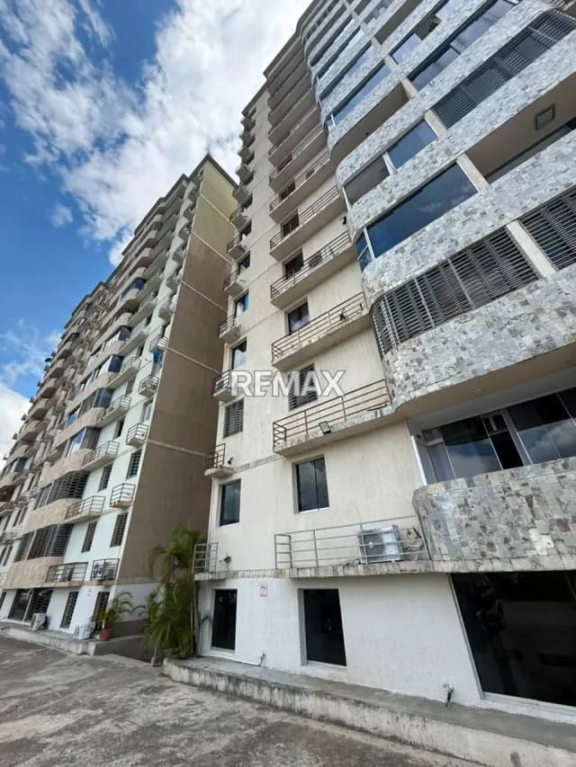 Espectacular Apartamento en Venta Ubicado en Residencias Cordillera Park piso 8