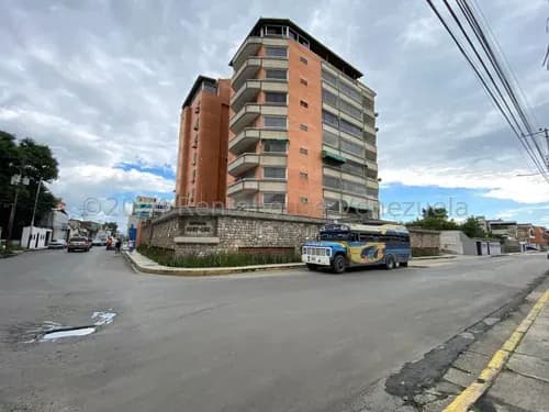 Apartamento En Venta En En El Centro Nde Cagua, 25-812 Df