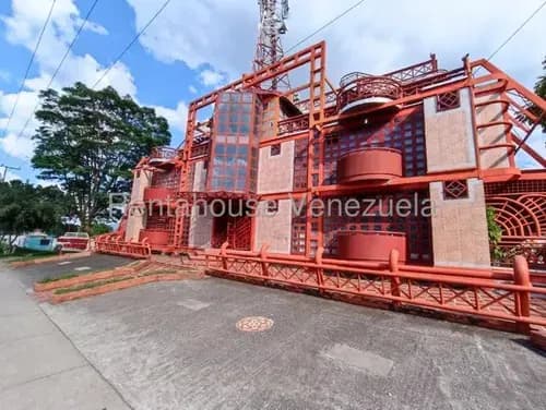 Jip 26-11211. Rentahouse Vende Local Comercial De 29.83 Mts2, 1 Baño, Excelente Ubicacion. Urb La Mora I. La Victoria