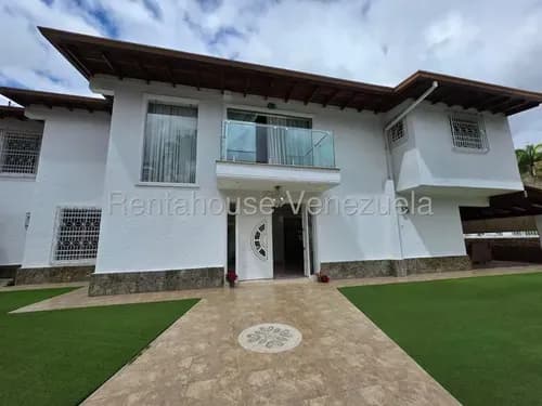 Casa En Venta En Macaracuay Caracas Pisos De Marmol Calle Cerrada