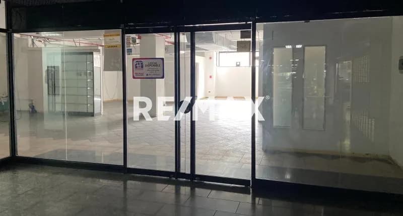Alquiler De Local Comercial - C.c. Macaracuay Plaza (C1 14)