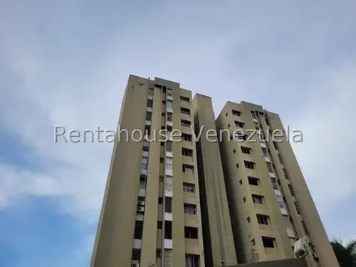 Apartamento En Alquiler - Los Naranjos Del Cafetal - Selene Marin Nobrega- Mls 26-8386