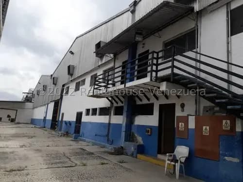 Venta Espectacular Galpon En Guarenas Los Naranjos 241581 Vp