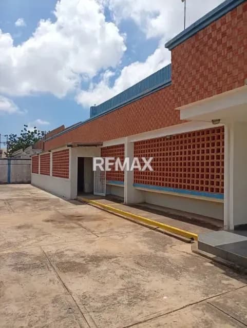 Galpón en alquiler en zona industrial sur Segunda etapa municipio san francisco en condominio
