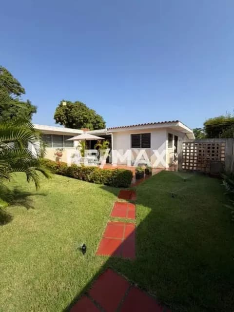 CASA EN VENTA EN ZAPARA ZONA NORTE EN MARACAIBO