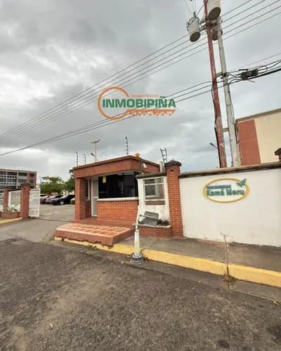 Inmobipiña Vende Apartamento, Ubicado En: Resd. Kama Meru, Paratepuy, Puerto Ordaz (dp)
