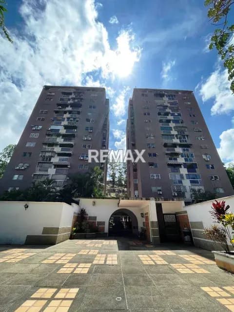 APARTAMENTO EN VENTA - URB. TERRZAS DEL CLUB HIPICO