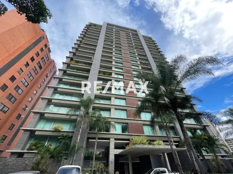 Majestuoso y Atractivo Apartamento Ph Triplex en Venta, Res. Vistalavila - Sebucan