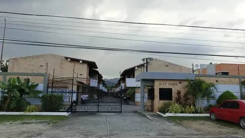 Global Vende Townhouse Ubicado En Conj Res, Altos Del Samán, Mañongo - Naguanagua